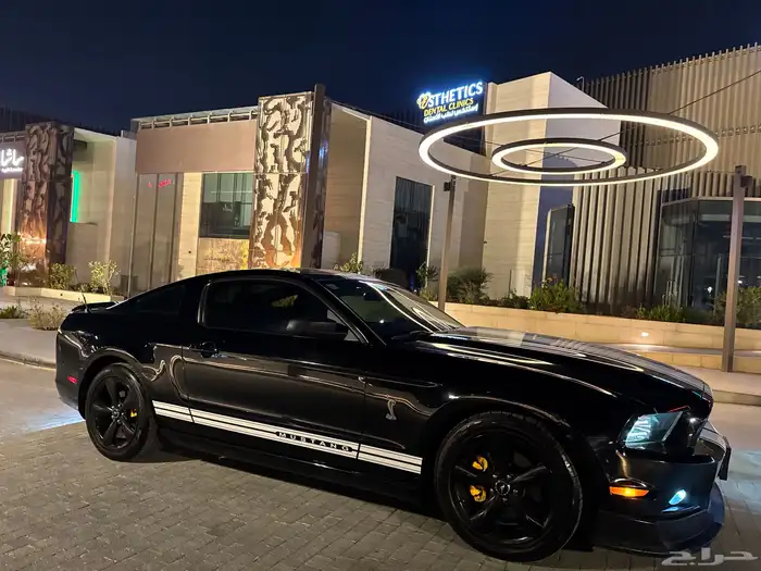 موستنيج 2013 مميز مخزن وبحالة الوكالة قيرعادي معدل كت شيلبي 94