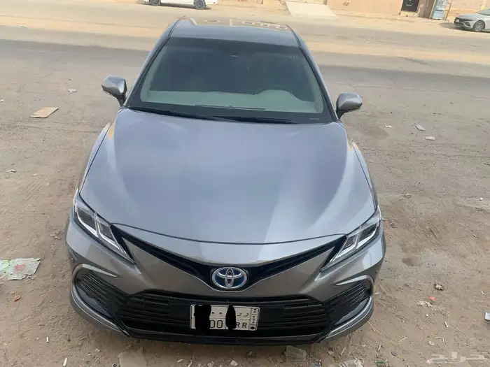 كامري 2023 LE مطور هايبرد تيتانيوم مميز 7
