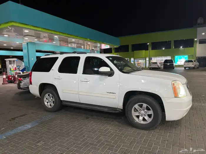 يوكن موديل 2011الوان ابيض 0