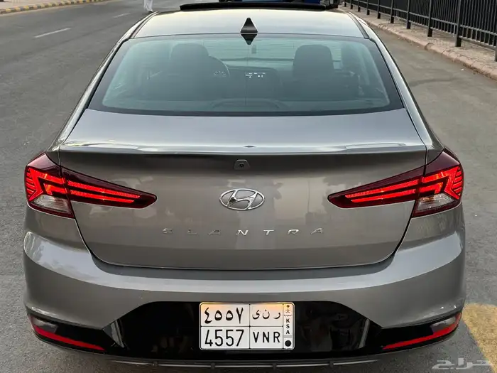 هيونداي النترا فل كامل موديل 2020 ( بحالة ممتازة ) 7