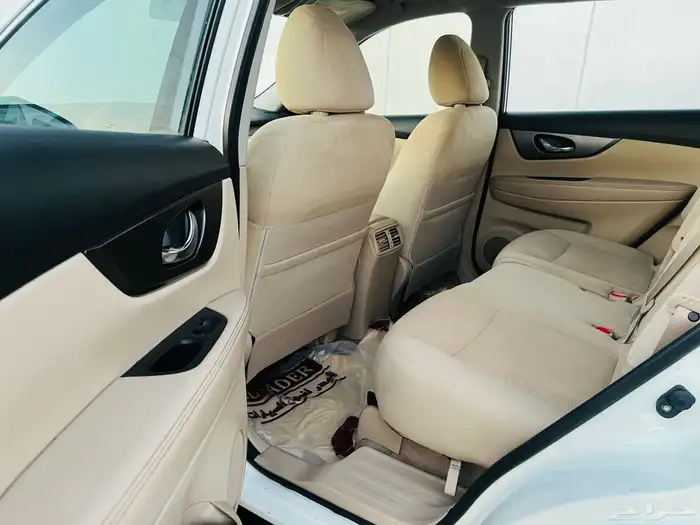 نيسان اكس تريل بدون رش وكالة الشرط البيع 44000 12