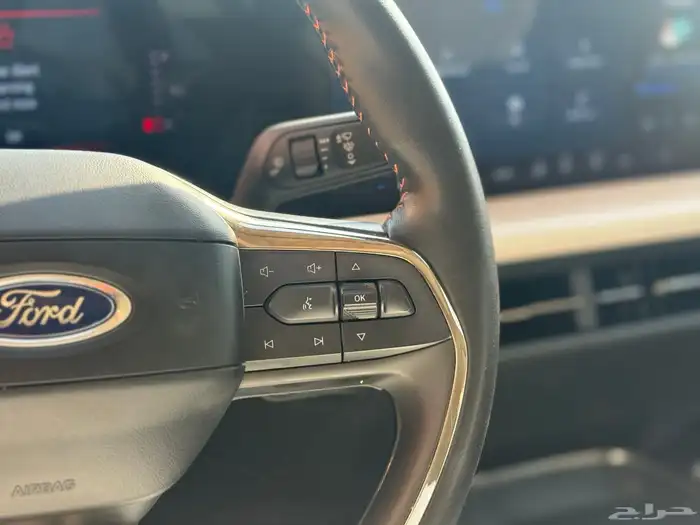 فورد_توروس_2023_تيتانيوم 75