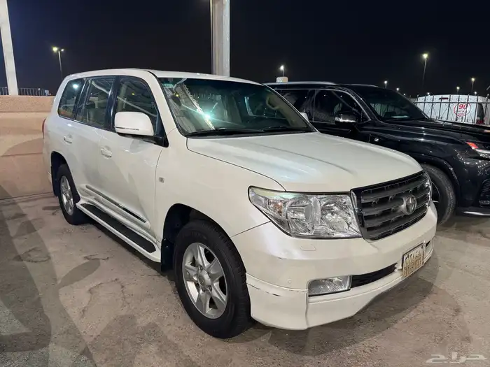 للبيع لاندكروزر فكسار موديل 2010 1