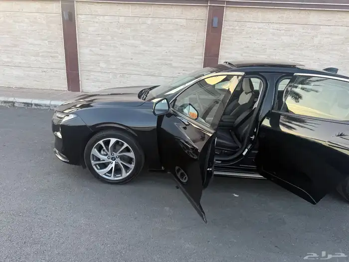 فورد_توروس_2023_تيتانيوم 68