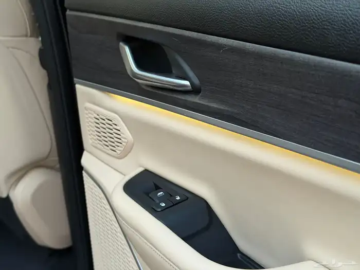 جيب جراند شيروكي ليمتد موديل 2022 وكالة 35