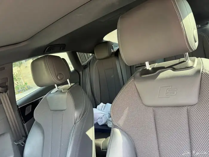 AUDI A5 BLACK EDITION (S LINE) 6