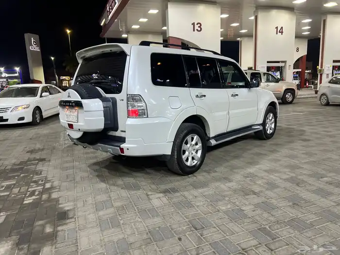 ميتسوبيشي باجيرو 2014 15