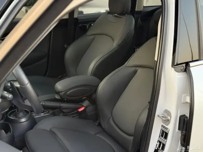 ميني كوبر 2023 S على الضمان 16