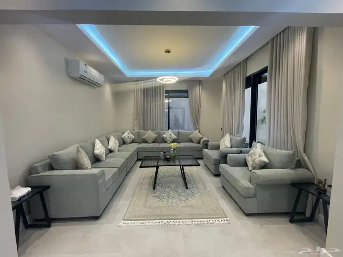 للبيع فيلا المشرقية حي الجنادرية 26