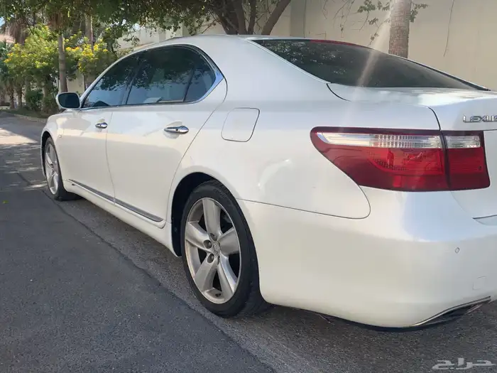 لكزس LS460L لارج V8 شفط نضيف للمستخدم 27