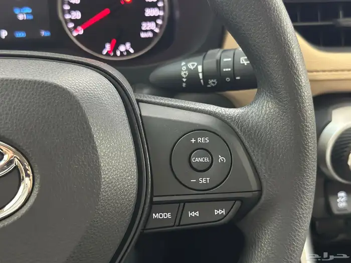 تويوتا راف فور XLE بنزين م2025 6