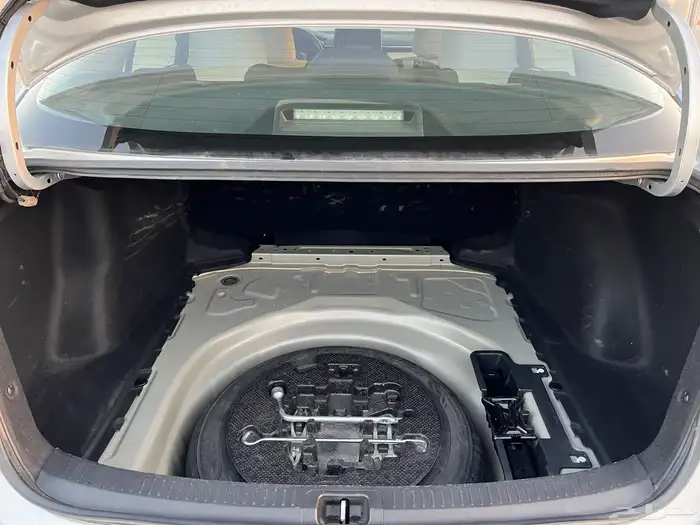 للبيع كورولا 2024 بدي ومحركات وكالة 16