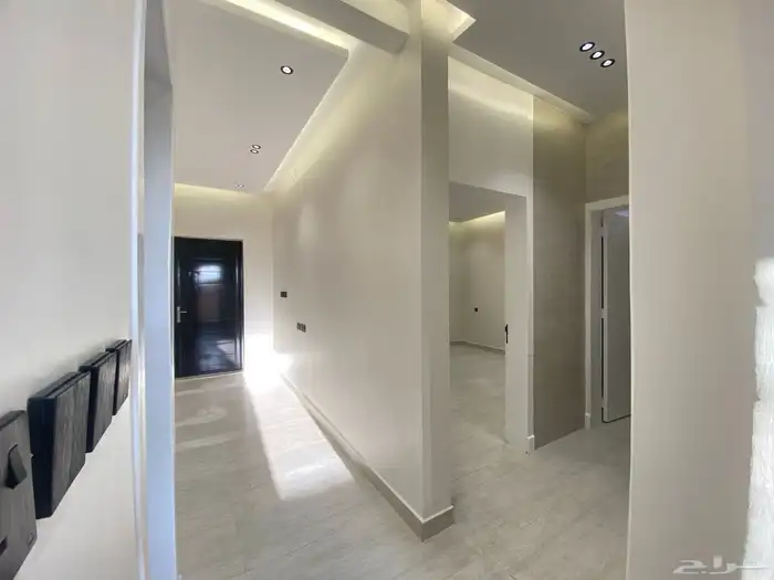 روف علوي بموقع ممتاز جدا جميع الخدمات والضمانات خميس مشيط 20