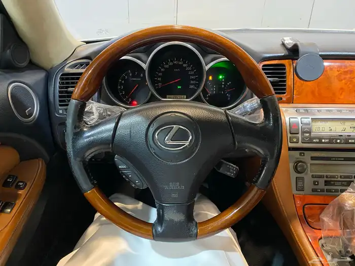 لكزس SC430 2005 بحالة جيده 7