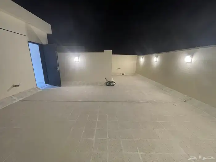 فيلا للإيجار المشرقية حي الجنادرية 37