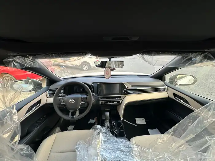 تويوتا كامري LE بنزين موديل 2025 كاش - ايجار منتهي بالتمليك 3