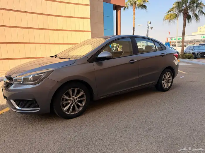 شيري أريزو 5 موديل 2023 بحالة ممتازة 8