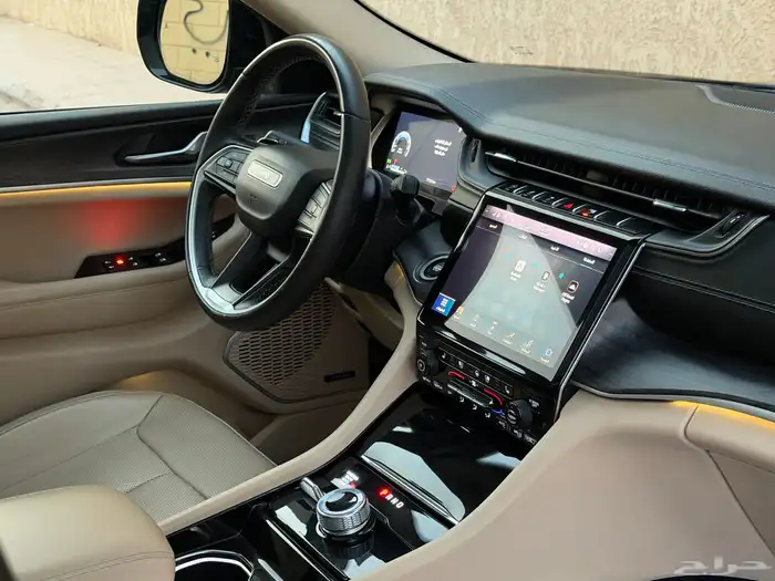 جيب جراند شيروكي ليمتد موديل 2022 وكالة 45