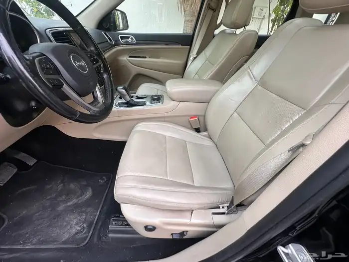 جيب جراند شيروكي2019ليمتيد دبلV6 بانوراما فل كامل نضيف مصين 46