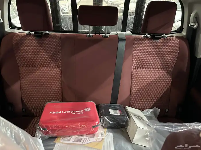 هايلوكس غمارتين بنزين اتوماتيك طيس GLX موديل 2026 26