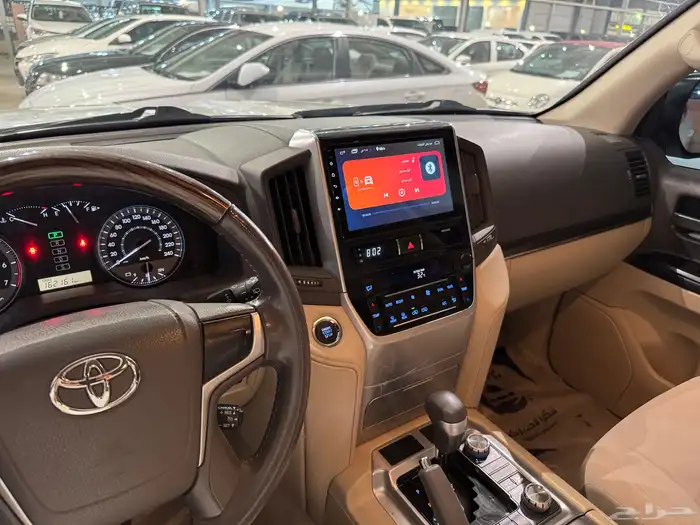 للبيع تويوتا لاندكروزر 2021 جكسار 8 سلندر 6