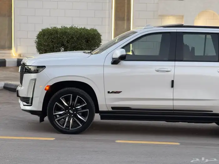 اسكاليد 2021 بلاك اديشن قصير 9