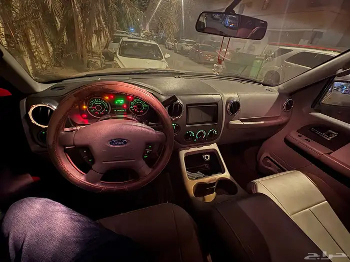 سياره فورد اكسبديشن موديل 2005 وارد امريكا 9