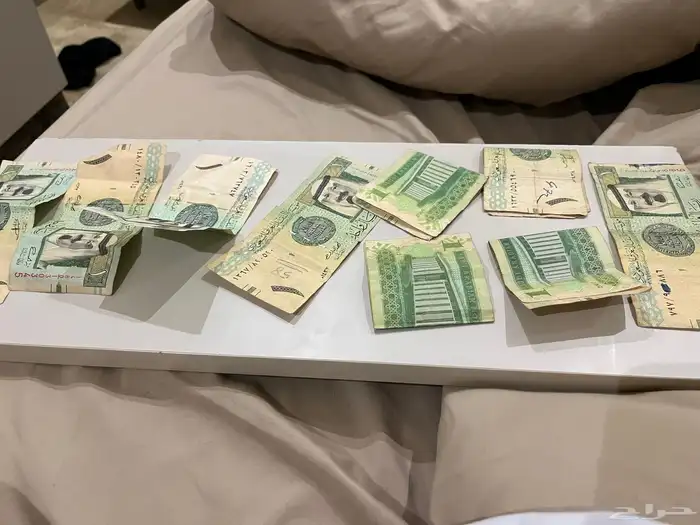 9 ريالات قديمات لامحبين العملات النادرة 0