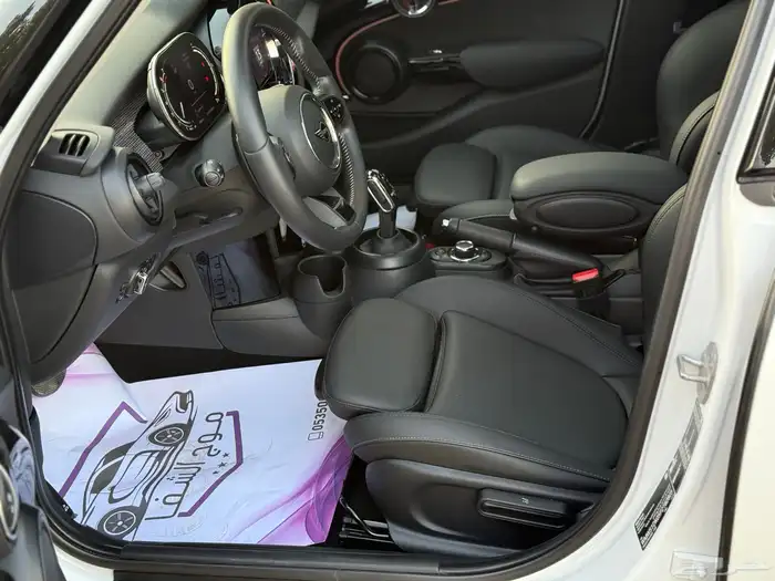 ميني كوبر 2023 S على الضمان 15