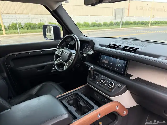 ديفندر HSE P400 2020 - ناغي سعودي 22