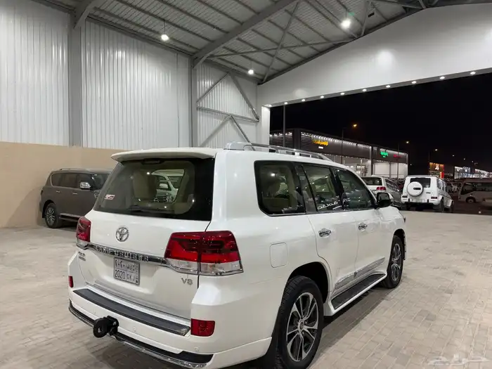 تويوتا لاندكروزر جكسار 2020 فل كامل تورنق وكالة سعودي 5