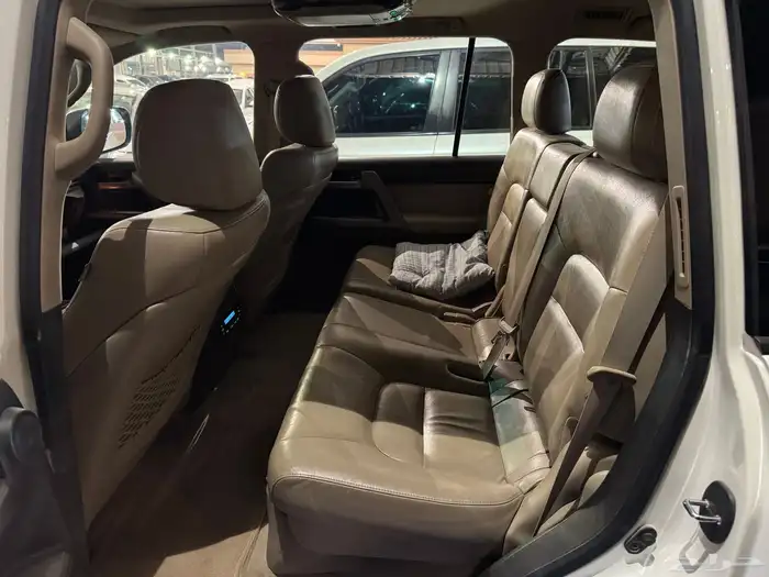 للبيع لاندكروزر فكسار موديل 2010 6