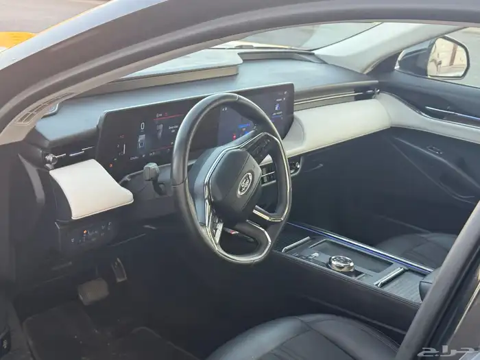 فورد_توروس_2023_تيتانيوم 39