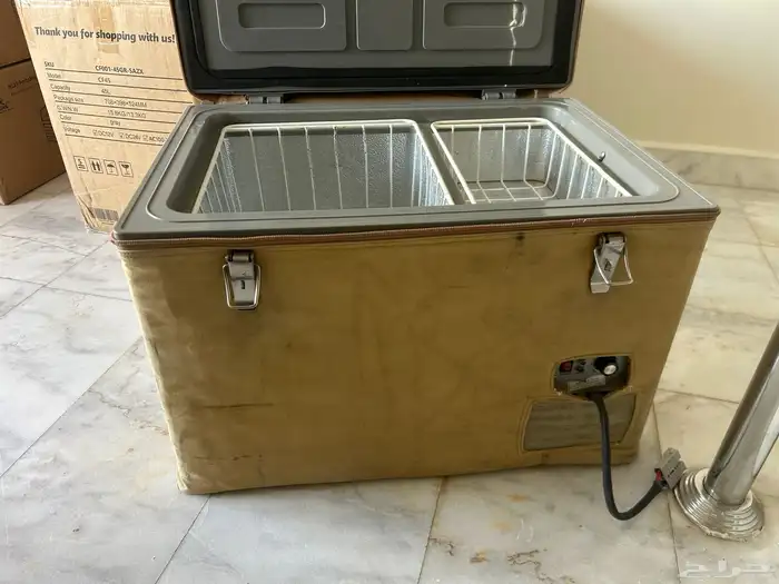 ثلاجة رحلات أم قميري مستعمله 0