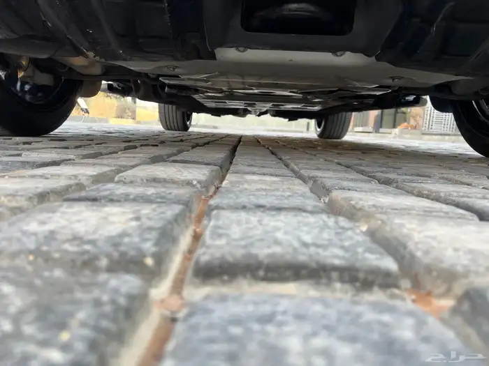 V6ديفندر 2020 37