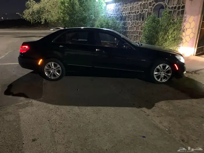 مرسيدس E200 2011 ماتور 1.8L تيربو اللون اسود الممشى 150 الف 13