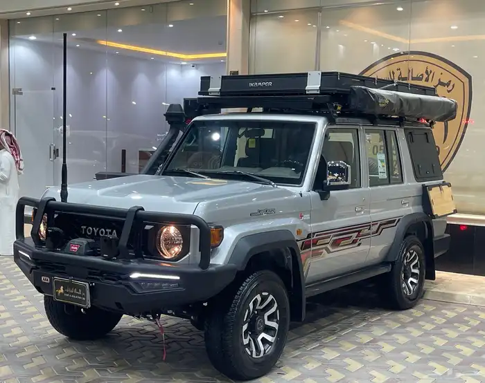 لاند كروزر موديل lc76 2024 فل كامل تخشيب 0