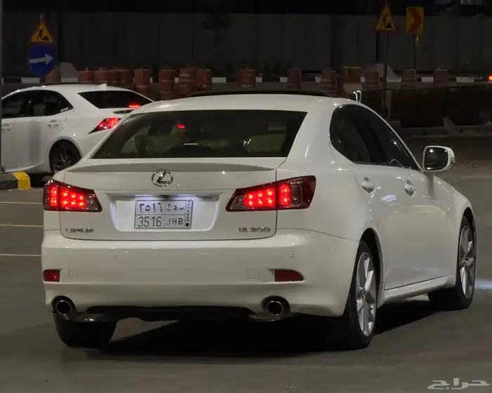 لكزس is 300 ( قمه بالنظافه ) 6