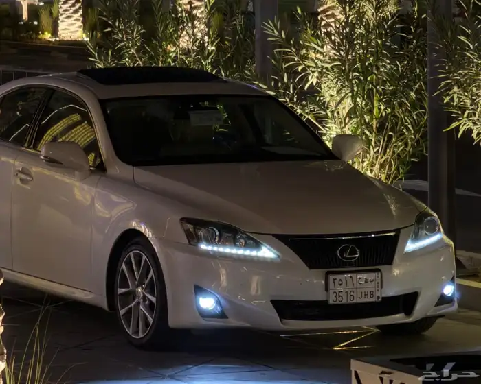 لكزس is 300 ( قمه بالنظافه ) 4