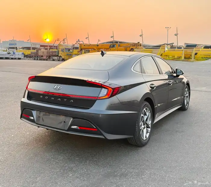 سوناتا 2021 فل كامل بدون بنورما بحالة الوكاله للبيع 5