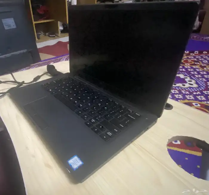 لاب توب ديل ليتتيود 7300 3