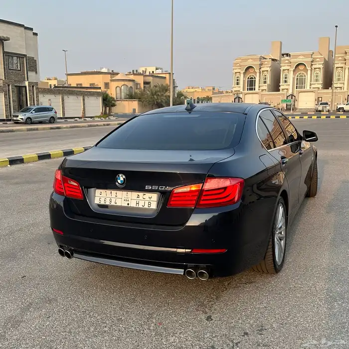 بي ام دبليو الفئة الخامسة 3