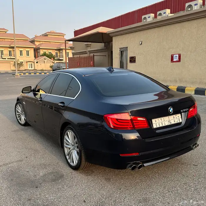 بي ام دبليو الفئة الخامسة 2