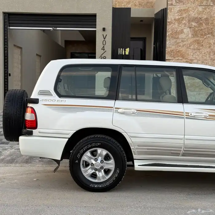 لاندكروزر GXR قير عادي اساس سبير علاق 2006 12