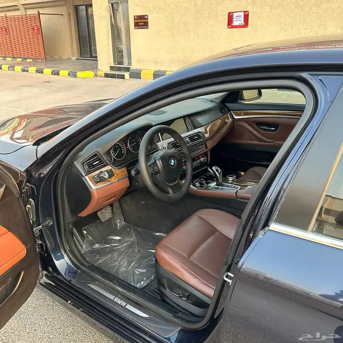 بي ام دبليو الفئة الخامسة 11