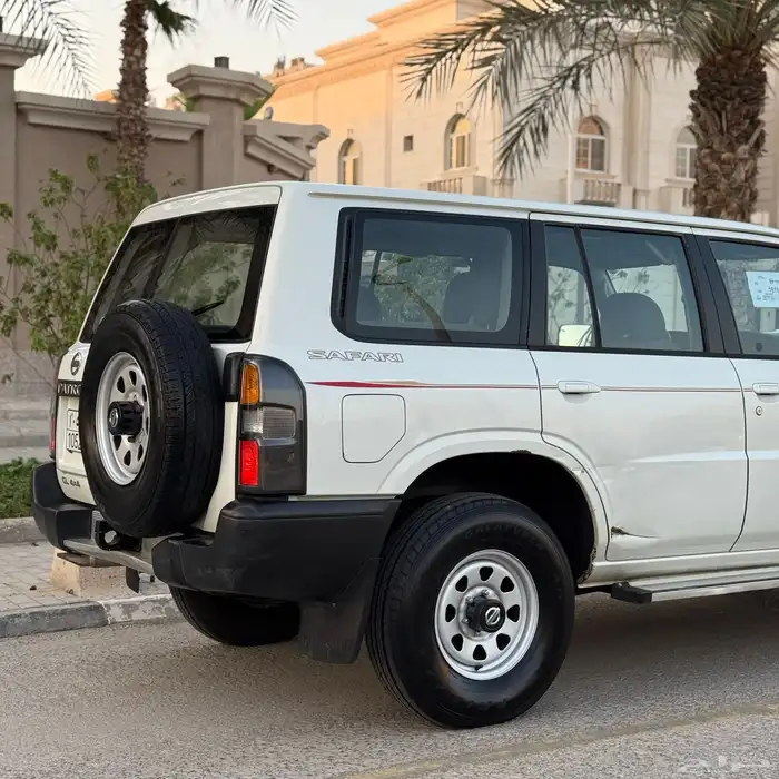 نيسان باترول 2009 وكالة 6