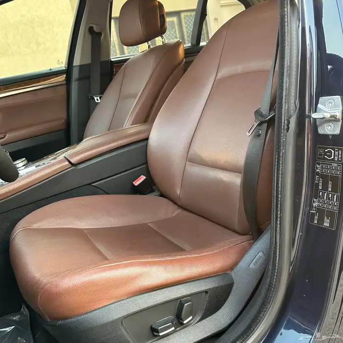 بي ام دبليو الفئة الخامسة 13