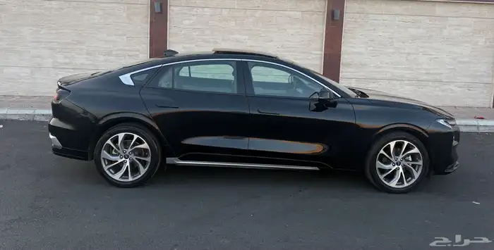 فورد_توروس_2023_تيتانيوم 18