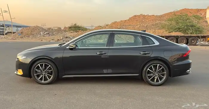 ازيرا 2022 ديجتال 4سلندر بحاله الوكالة للبيع 2