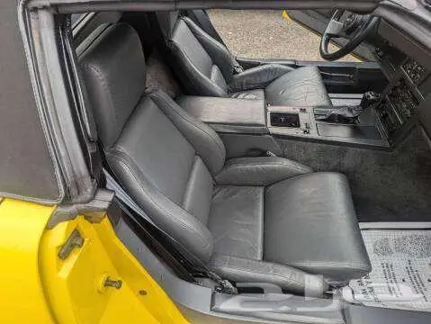 1987 Chevrolet Corvette Base 33